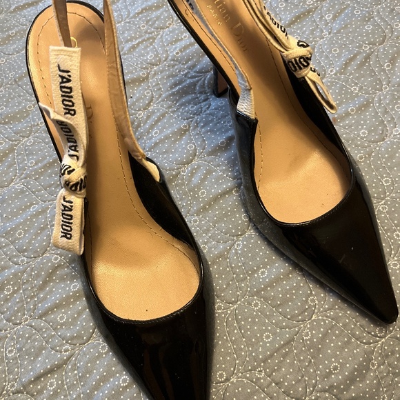 Women’s heels - Picture 1 of 4